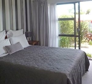 Opua Boutique Seaview Motel